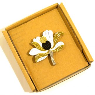 Acrylic Poppy Flower Brooch (white & gold)